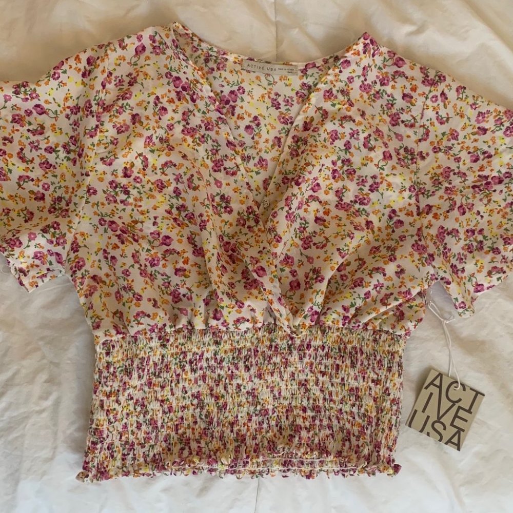 Floral Crop Top NWT Size small